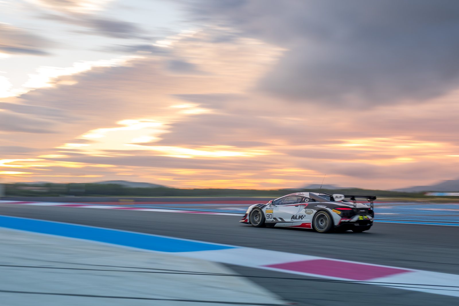 McLaren Artura Trophy EVO 13